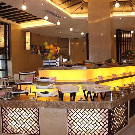 Hotel Royal Run Liaocheng Restaurant foto